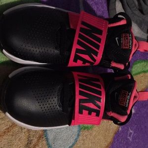 Nike  shoes